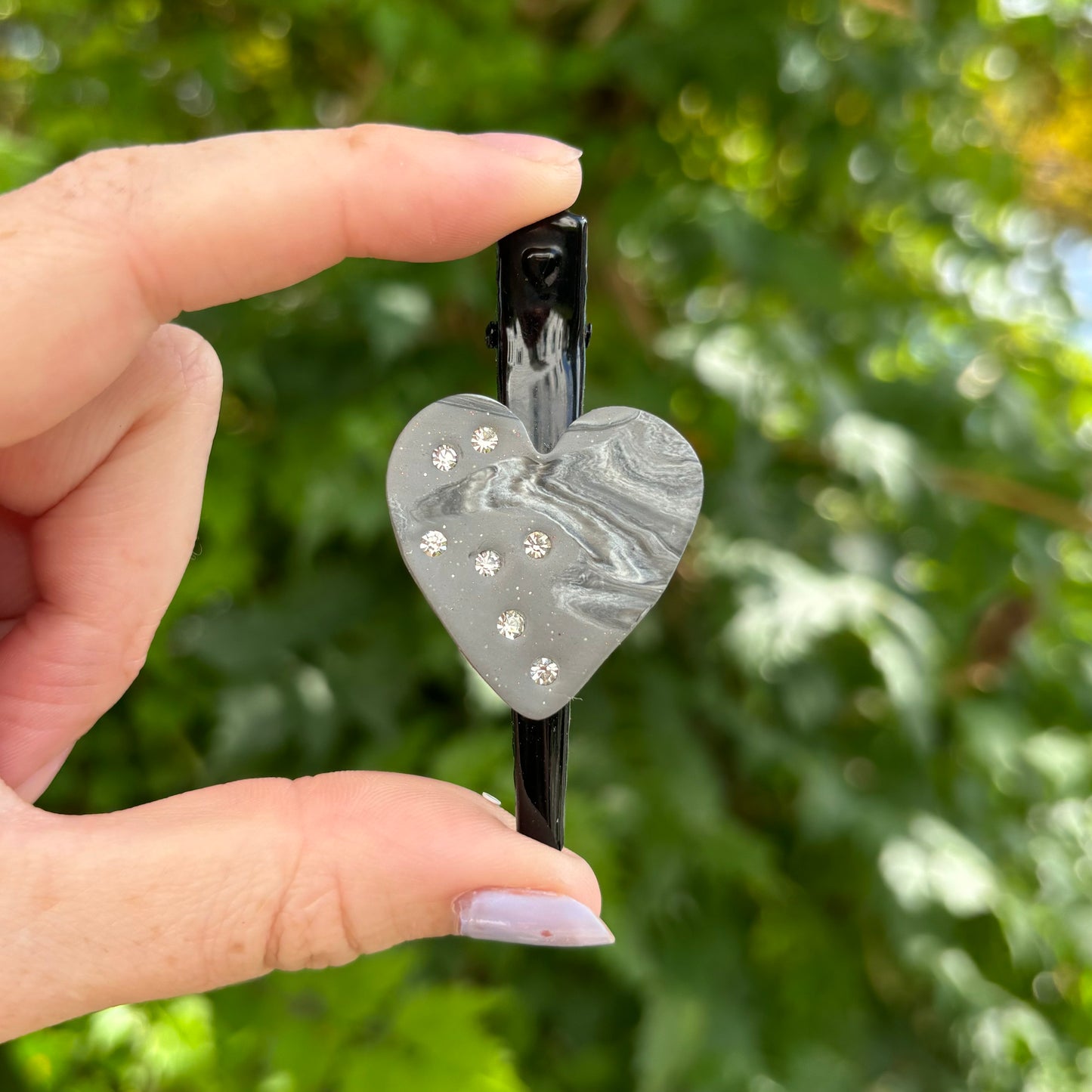 Marbled Gray & White Diamond Polymer Clay Heart Hair Clip – Handmade Hair Accessory